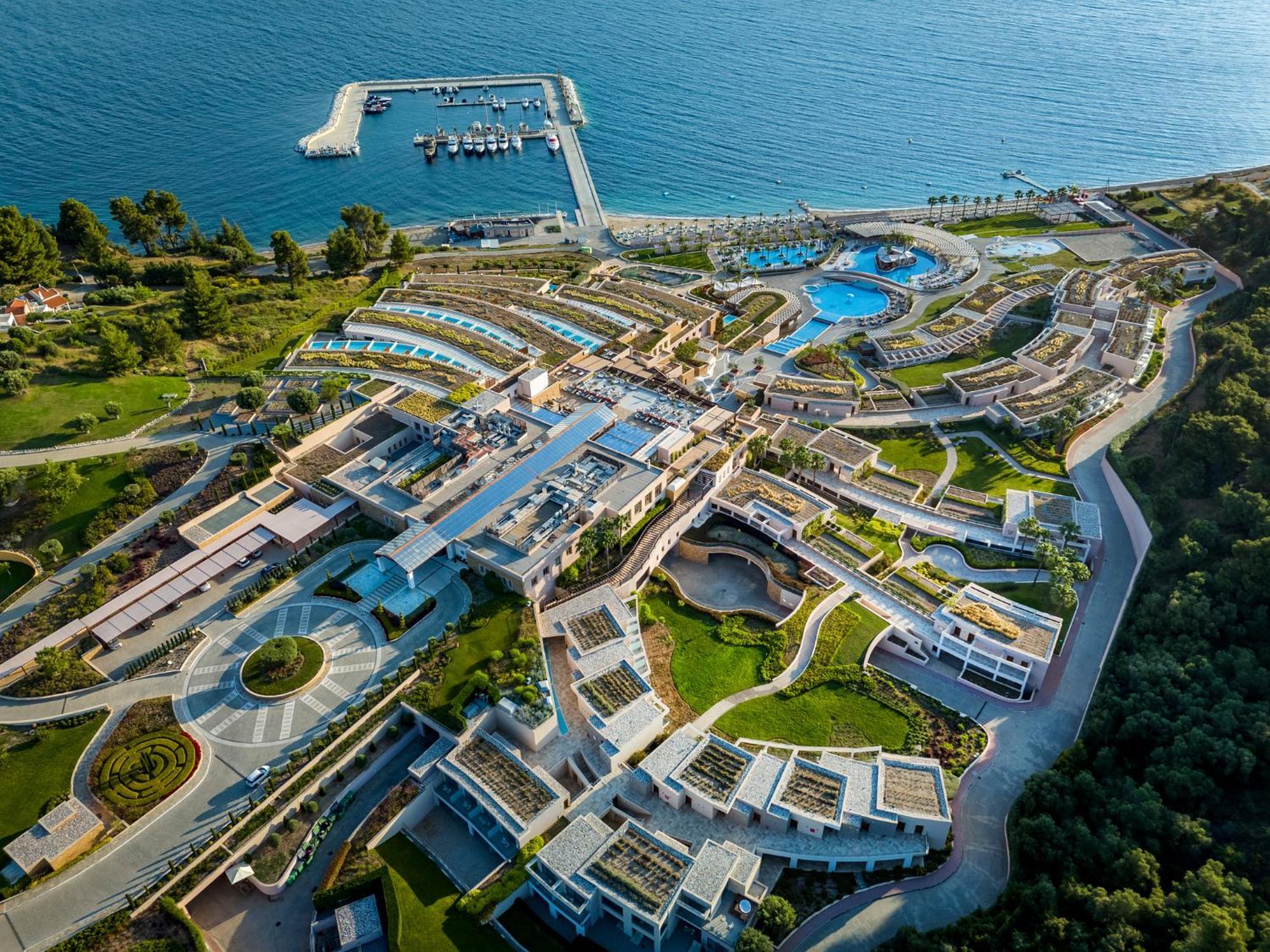 Miraggio Thermal Spa Resort Paliouri Exteriör bild Aerial view of the resort